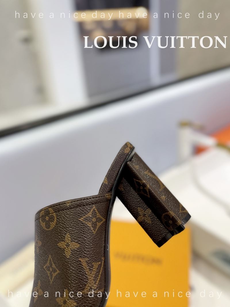 Louis Vuitton Slippers